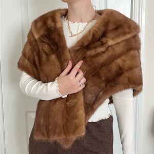Elegant Genuine mink  fur cape by salon Laura Boucher
